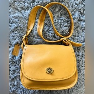 Coach vintage bag, tan/yellow
